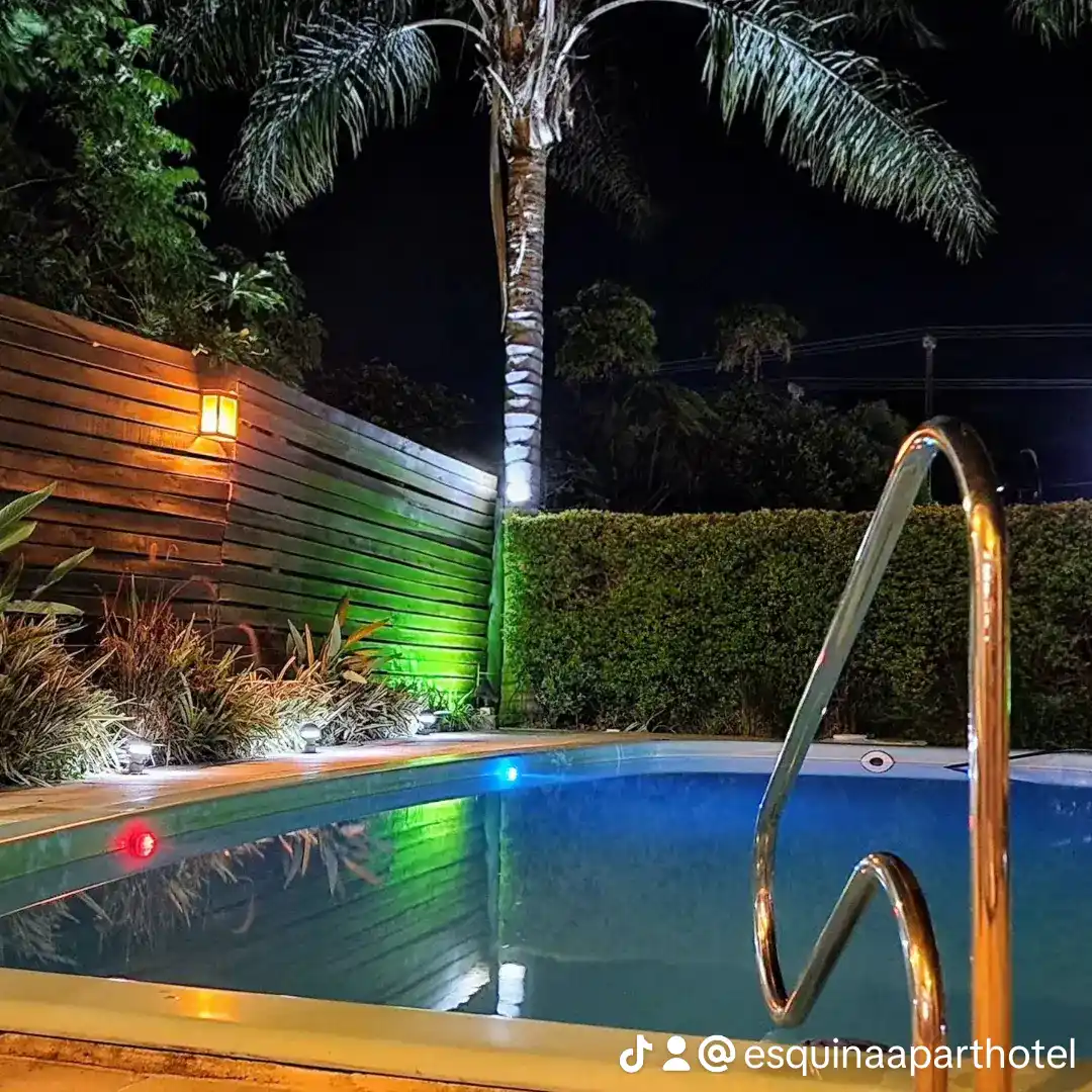 Esquina Apart Hotel